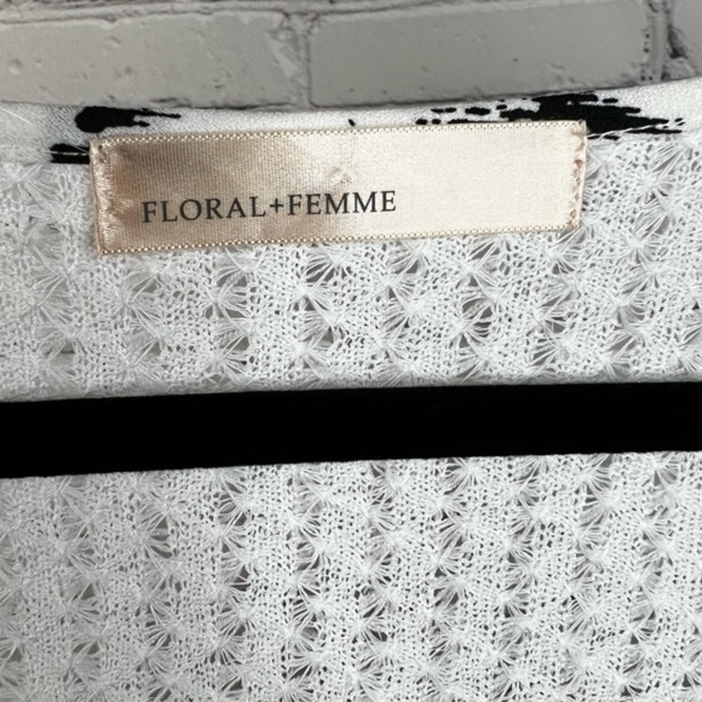 FLORAL+ FEMME black white abstract print tank knit/crochet top size small - Picture 8 of 11